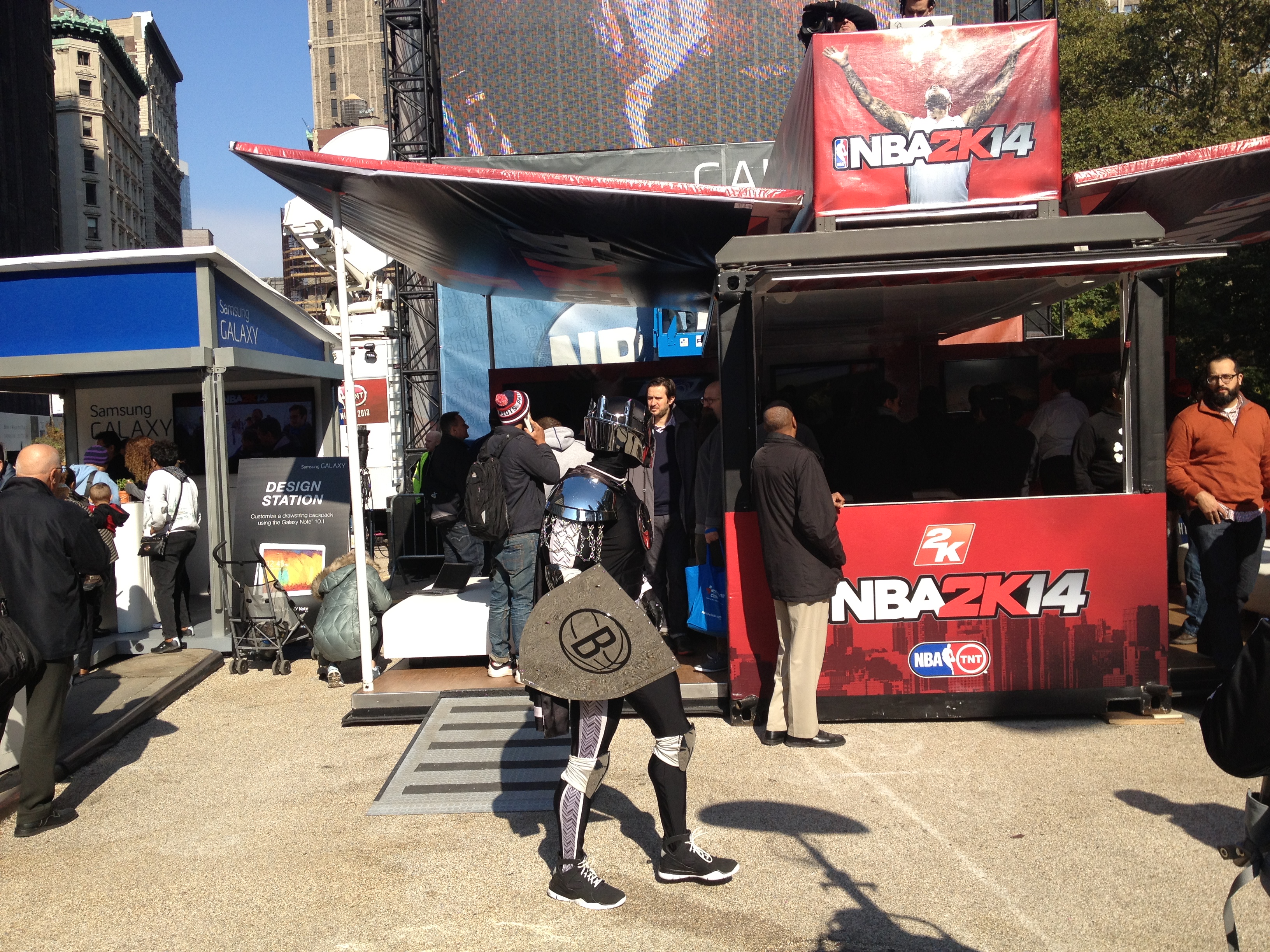 Basketball Takes Over Madison Square Park and Flatiron – NBA Opening Night ...